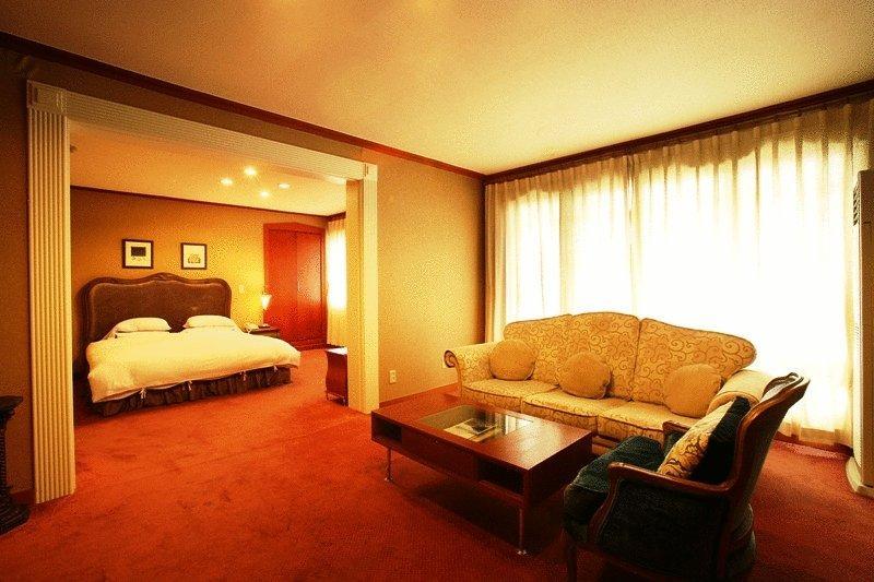 Lake Hills Hotel Songnisan Poun Szoba fotó