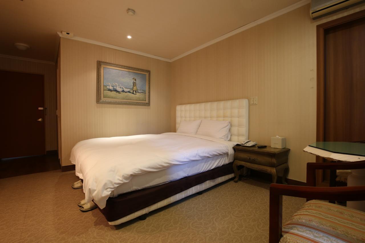 Lake Hills Hotel Songnisan Poun Kültér fotó